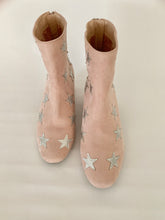 Load image into Gallery viewer, Retro 70’s Style Booties
