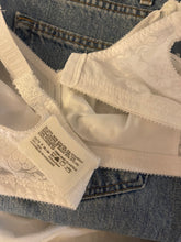 Load image into Gallery viewer, Vintage Bra

