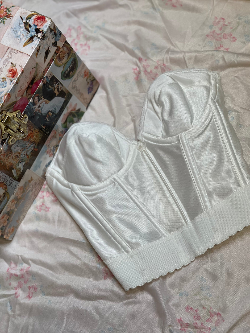 Vintage White Bustier 36A