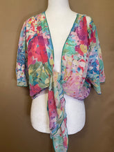 Load image into Gallery viewer, Vintage 80’s Floral Tunic
