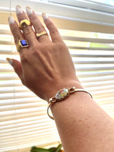 Load image into Gallery viewer, Delicate Vintage Bracelet
