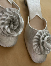 Load image into Gallery viewer, Vintage Silver Sleepers
