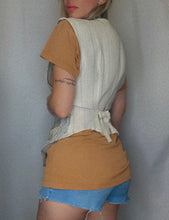 Load image into Gallery viewer, Vintage Victorian Style Vest
