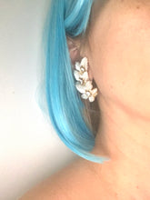 Load image into Gallery viewer, Vintage Earrings
