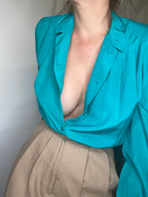 Load image into Gallery viewer, Vintage Button Up Blouse
