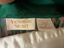 Load image into Gallery viewer, Victoria’s Secret Vintage Gold Label Pijama Set
