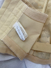 Load image into Gallery viewer, Vintage Lingerie Bustier Size 44DD
