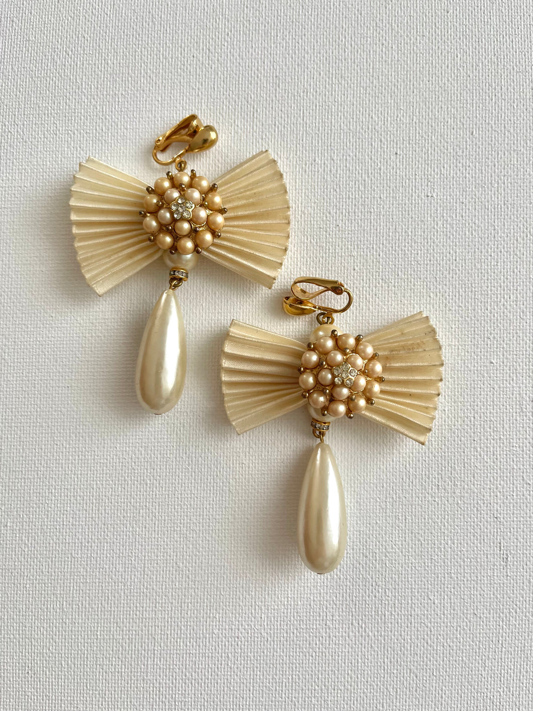 Traveling into Pearls Vintage Earrings