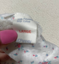 Load image into Gallery viewer, Late 70’s Vintage Floral Flannel Nightgown
