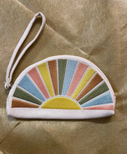 Load image into Gallery viewer, Vintage CoinPurse
