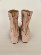 Load image into Gallery viewer, Retro 70’s Style Booties
