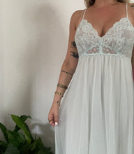 Load image into Gallery viewer, Vintage Long Nightgown
