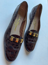 Load image into Gallery viewer, PreLoved Salvatore Ferragamo Vintage Loafers
