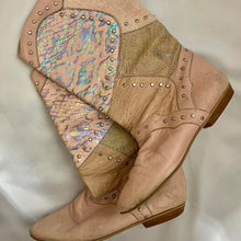 Load image into Gallery viewer, Vintage 80’s Booties
