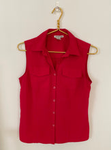 Load image into Gallery viewer, Vintage Button Up Tank Top
