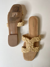 Load image into Gallery viewer, PreLoved Bohemian Express Sandals
