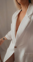 Load image into Gallery viewer, Vintage Oversize Blazer
