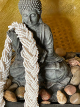 Load image into Gallery viewer, Vintage White Beads Necklace/Choker

