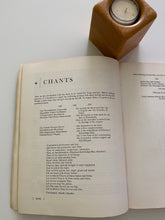 Load image into Gallery viewer, 1970 Vintage Yoga Book
