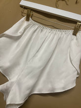 Load image into Gallery viewer, Vintage 80’s Tap Pants
