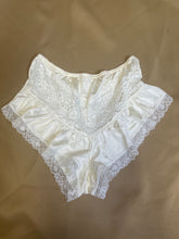 Load image into Gallery viewer, Vintage Lingerie Set
