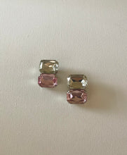Load image into Gallery viewer, Art Deco Vintage Crystal Earrings

