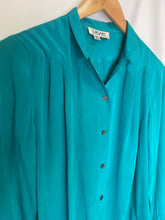 Load image into Gallery viewer, Vintage Button Up Blouse
