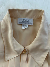 Load image into Gallery viewer, Silky Vintage Blouse
