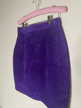 Load image into Gallery viewer, Genuine Leather Vintage Skirt
