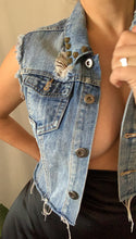 Load image into Gallery viewer, Sleeveless Short Denim Vest Jacket
