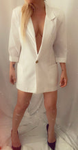 Load image into Gallery viewer, Vintage Oversize Blazer
