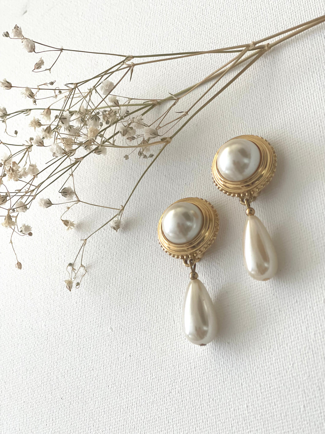 Vintage Gold Faux Pearl Drop Dangle Earrings