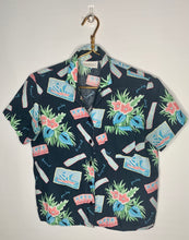Load image into Gallery viewer, Vintage Floral-Summer Button Down
