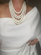 Load image into Gallery viewer, Vintage 80’s Neckace
