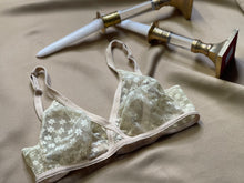 Load image into Gallery viewer, Vintage Delicate Bra
