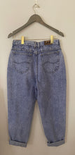 Load image into Gallery viewer, Original Vintage Lee Jeans
