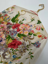 Load image into Gallery viewer, Vintage Floral Scarf

