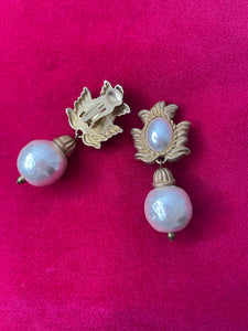 Vintage Faux Pearls Earrings