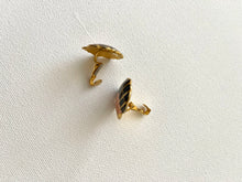 Load image into Gallery viewer, Gold Tone Vintage Shells Earrings
