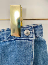 Load image into Gallery viewer, Vintage Buttoned Waist Wrap Denim Skirt
