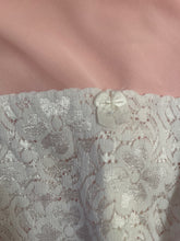 Load image into Gallery viewer, Vintage Romantic Top
