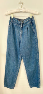 Levis Vintage High Waisted Jeans