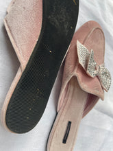 Load image into Gallery viewer, Pink Slippers
