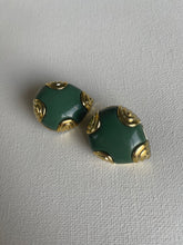 Load image into Gallery viewer, Green Clip On Vintage Earrings
