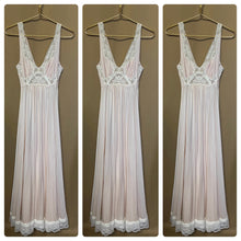 Load image into Gallery viewer, Vintage Long Nightgown
